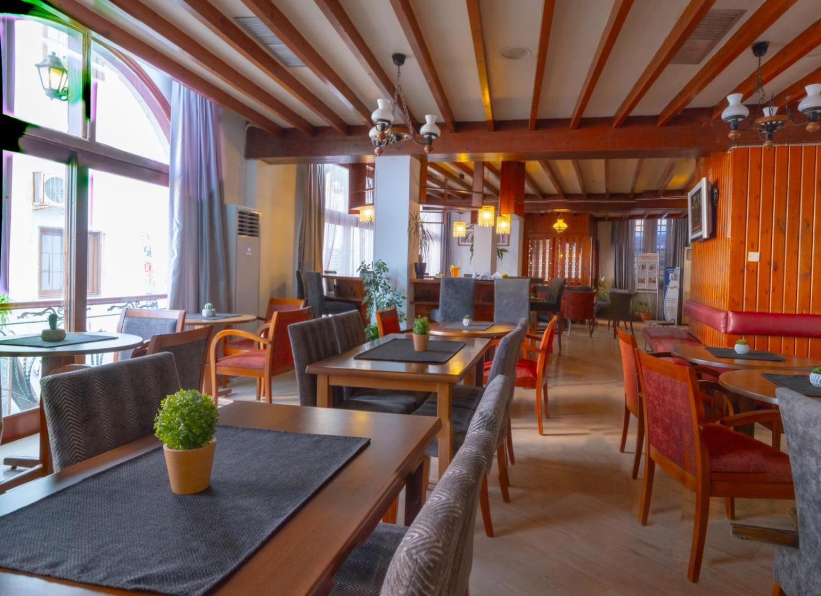 Kyrenia British Harbour Hotel Exterior foto